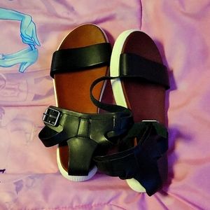 Platform sandals